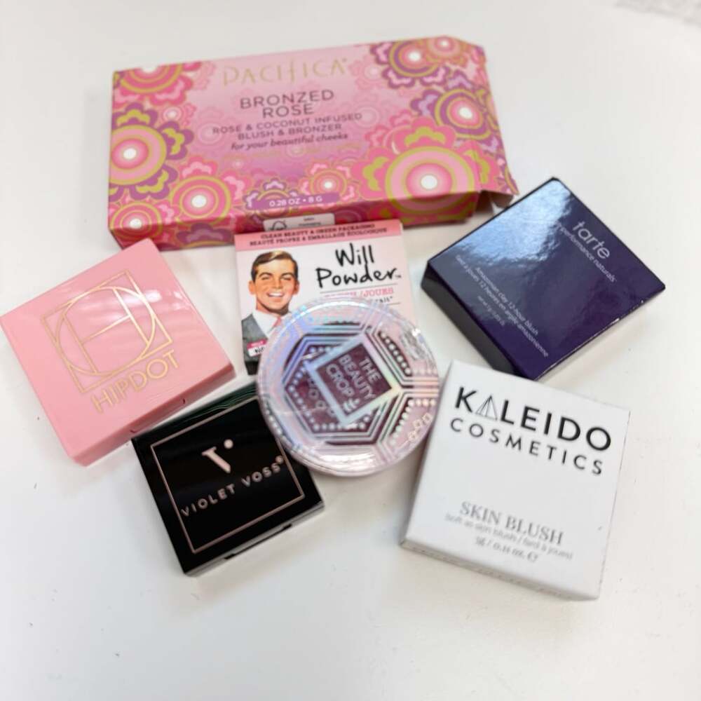 Blush & Bronzer Makeup Lot – 7 Pieces travel size.